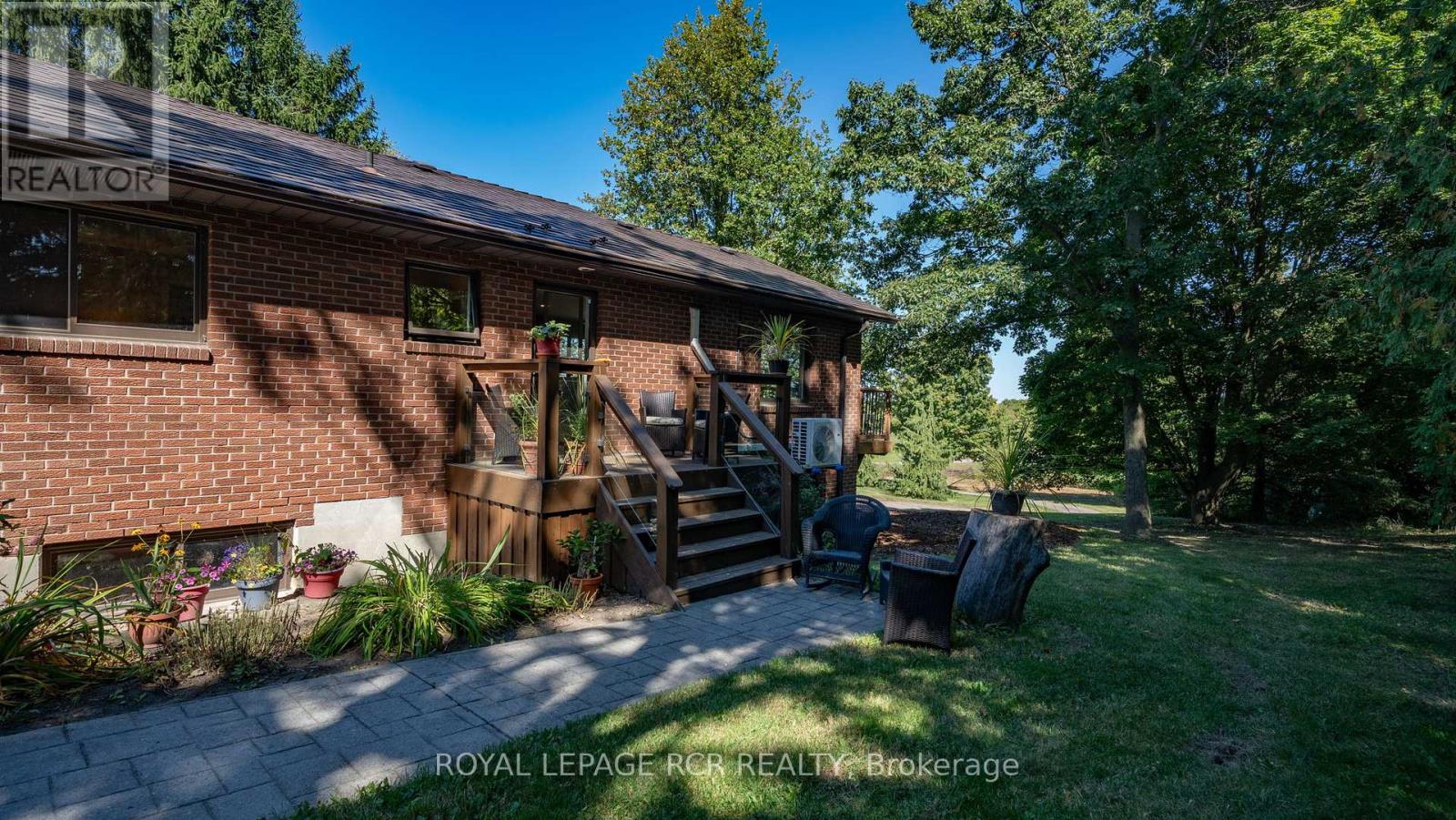 15735 Highway 27, King, Ontario  L0G 1T0 - Photo 9 - N12409834
