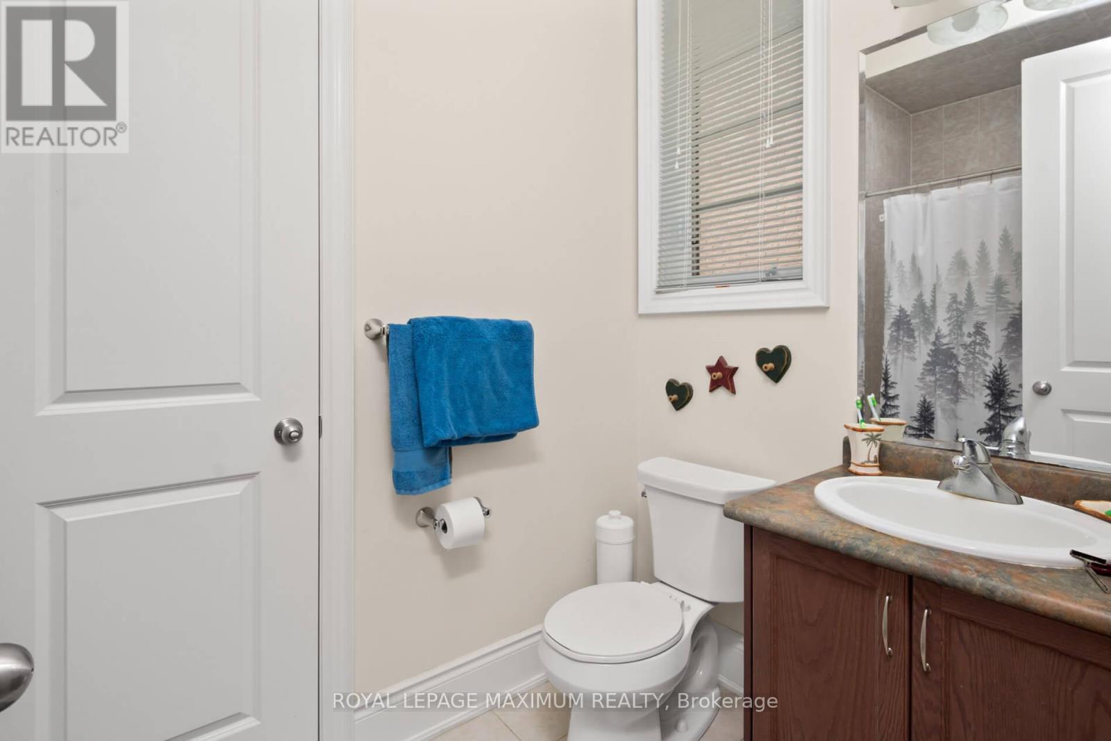 4 Blue Beech Trail, King (Nobleton), Ontario  L7B 0A1 - Photo 22 - N12409840