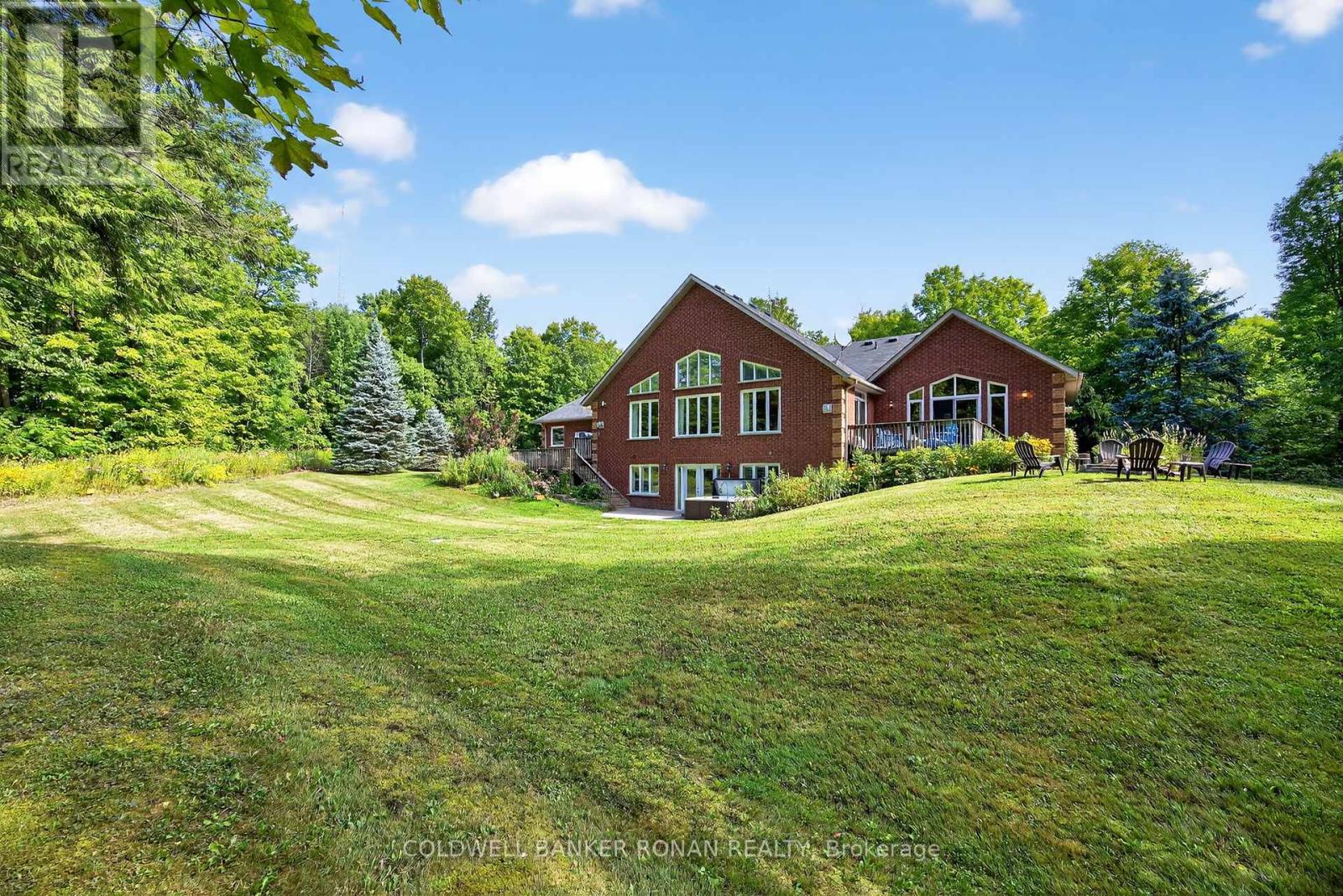7501 5th Side Road, Adjala-Tosorontio, Ontario  L0G 1W0 - Photo 38 - N12409888