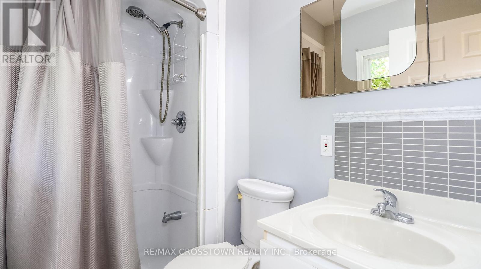 673 Roberts Road, Innisfil (Alcona), Ontario  L9S 2E3 - Photo 18 - N12409889