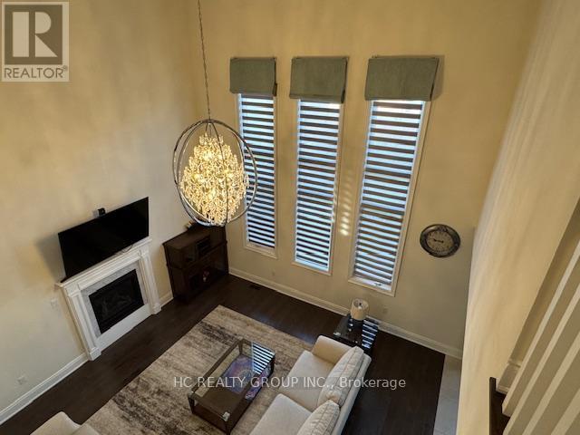 14 Tralee Court, Markham, Ontario  L6C 0V1 - Photo 11 - N12409905