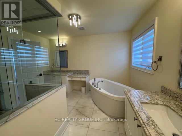 14 Tralee Court, Markham, Ontario  L6C 0V1 - Photo 19 - N12409905