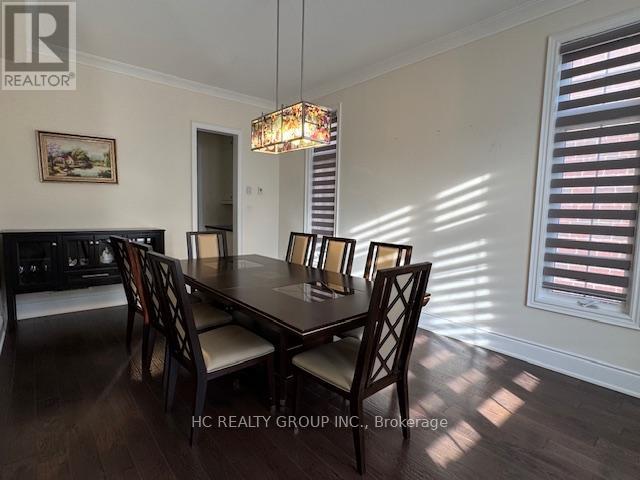 14 Tralee Court, Markham, Ontario  L6C 0V1 - Photo 4 - N12409905