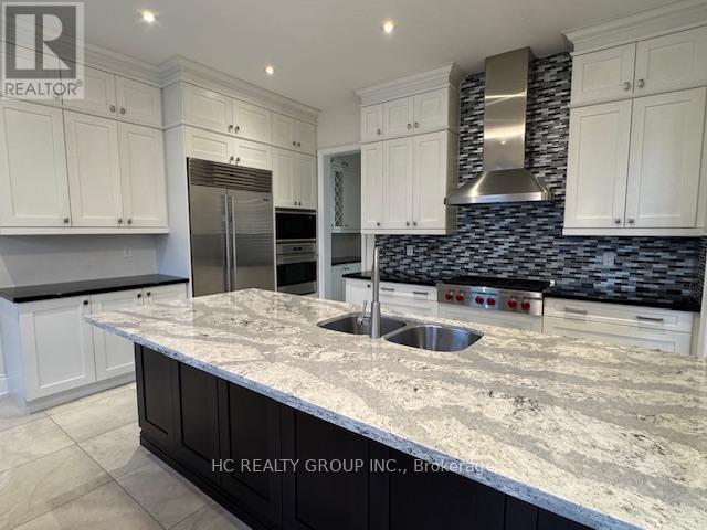 14 Tralee Court, Markham, Ontario  L6C 0V1 - Photo 8 - N12409905