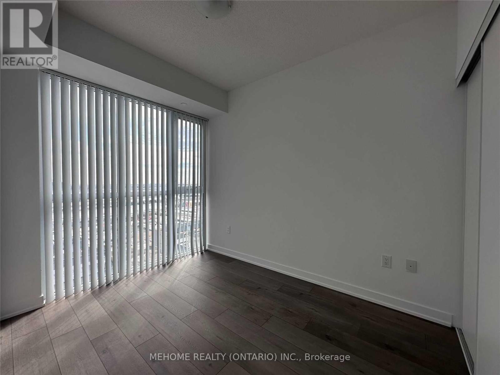 1107 - 38 Honeycrisp Crescent, Vaughan (Vaughan Corporate Centre), Ontario  L4K 0M8 - Photo 10 - N12409991