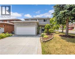 2 Robespierre Court 185 - Crerar/Barnstown, Hamilton, Ca