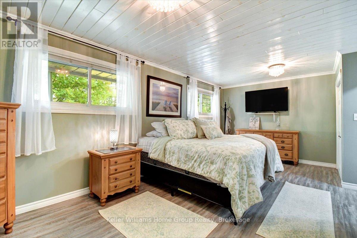 9 Pinegrove Street, Hastings Highlands, Ontario  K0L 1C0 - Photo 15 - X12410010