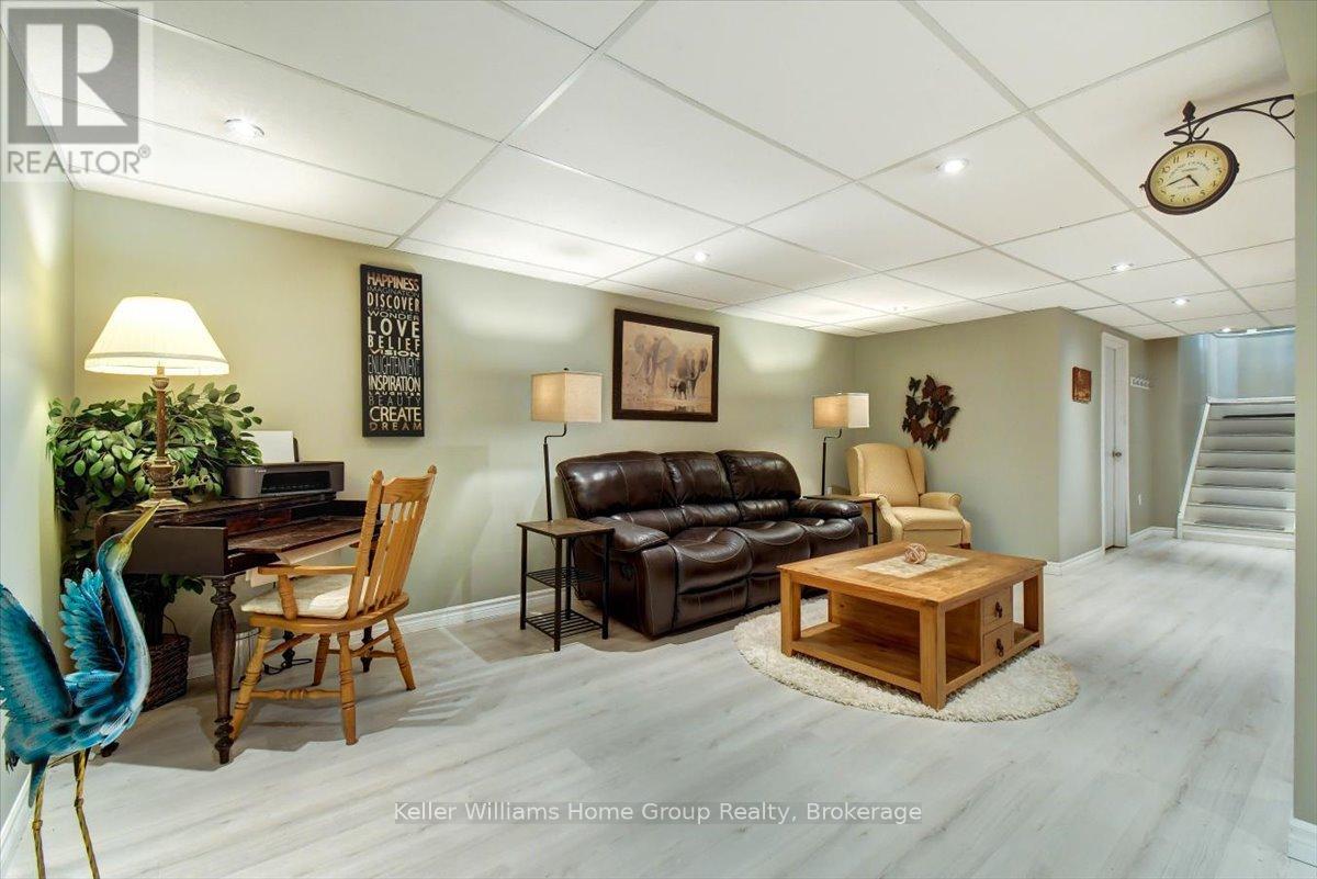 9 Pinegrove Street, Hastings Highlands, Ontario  K0L 1C0 - Photo 21 - X12410010