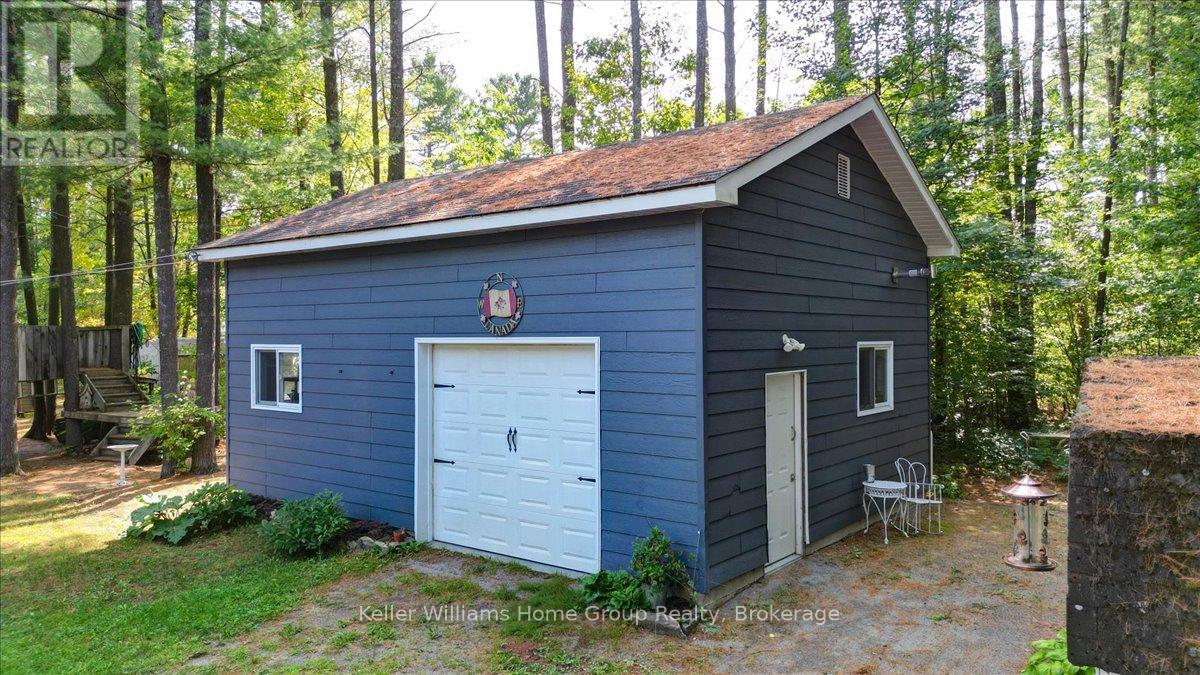 9 Pinegrove Street, Hastings Highlands, Ontario  K0L 1C0 - Photo 25 - X12410010