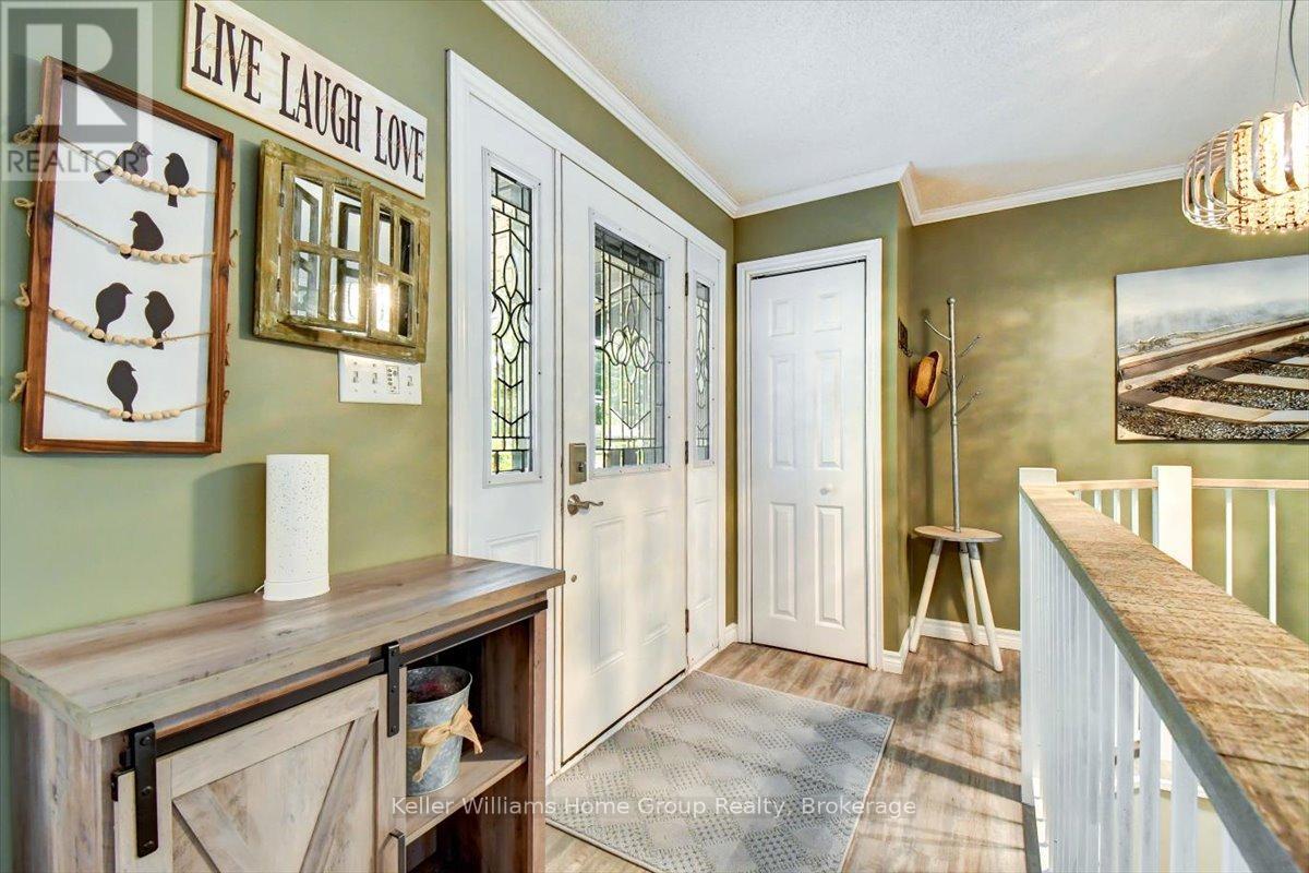 9 Pinegrove Street, Hastings Highlands, Ontario  K0L 1C0 - Photo 7 - X12410010