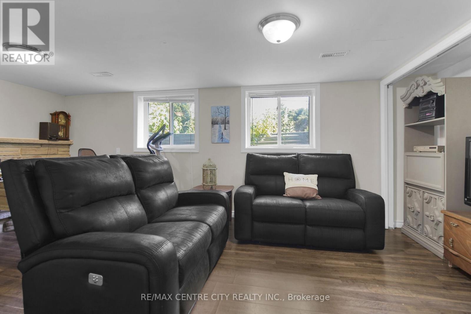 2103 Fanshawe Park Road W, Middlesex Centre, Ontario  N6H 0H6 - Photo 22 - X12410050