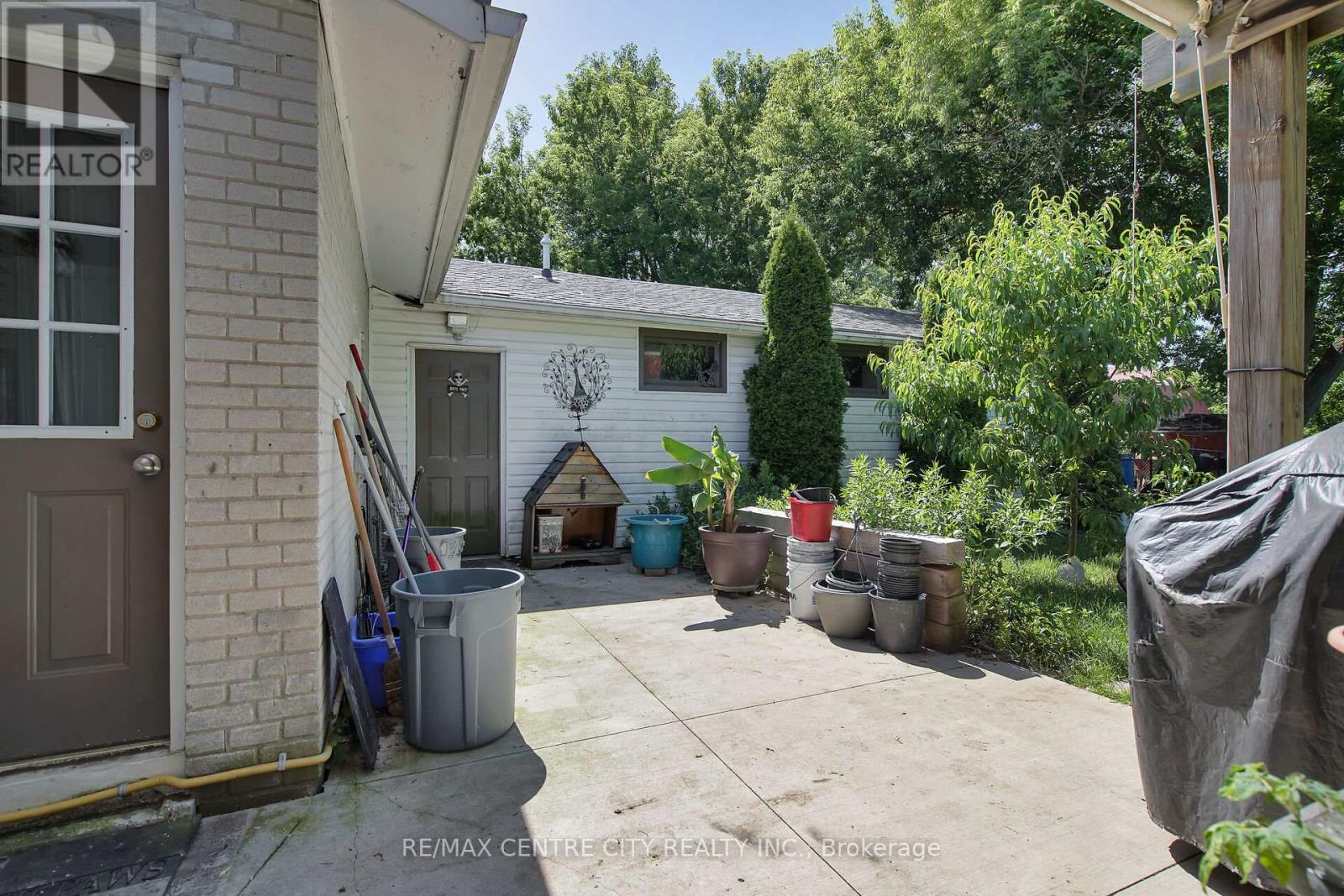 2103 Fanshawe Park Road W, Middlesex Centre, Ontario  N6H 0H6 - Photo 25 - X12410050