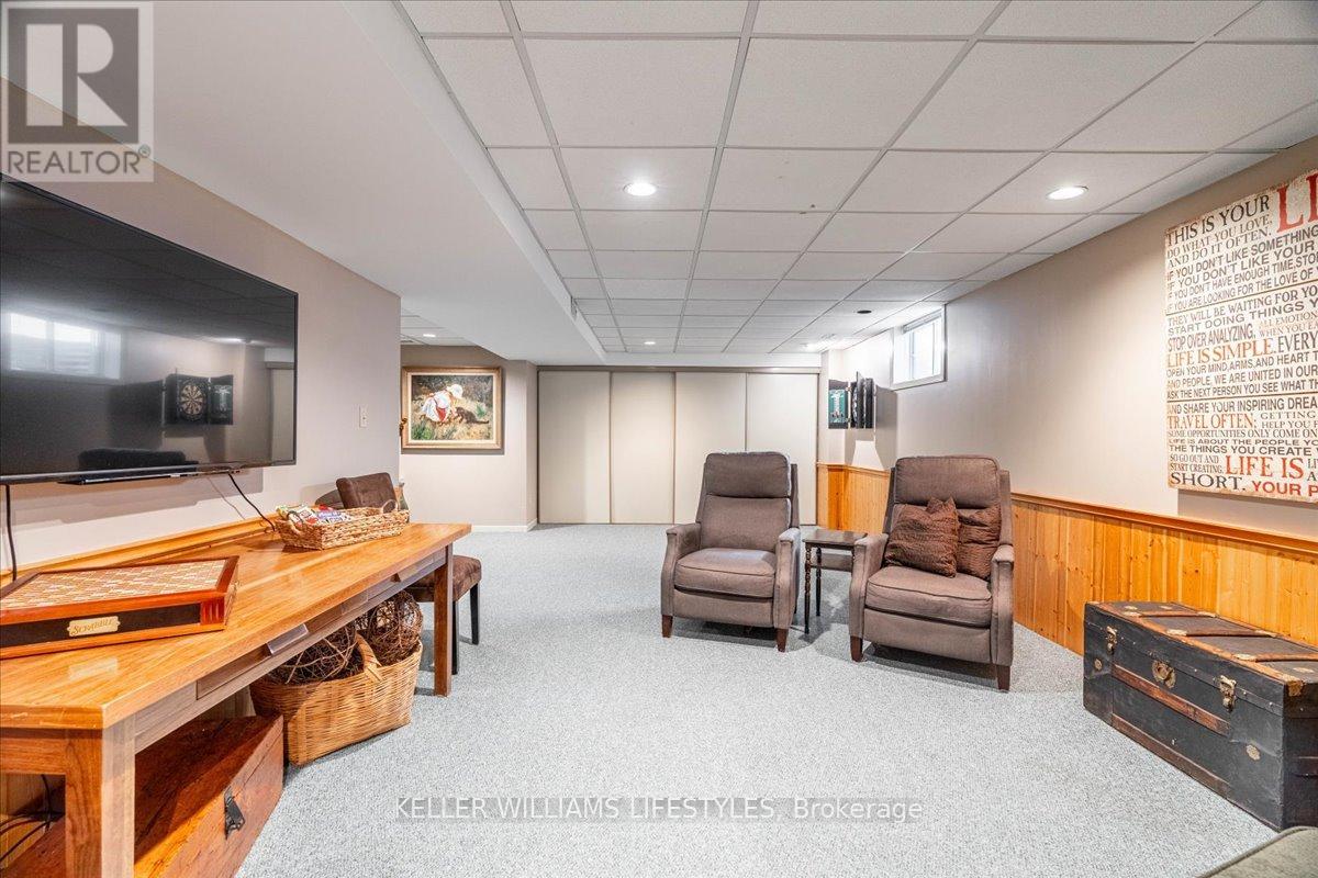 71 Westridge Place, London South, Ontario  N6K 3R3 - Photo 38 - X12410051