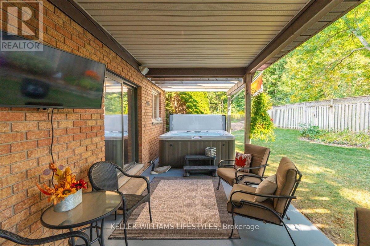 71 Westridge Place, London South, Ontario  N6K 3R3 - Photo 44 - X12410051