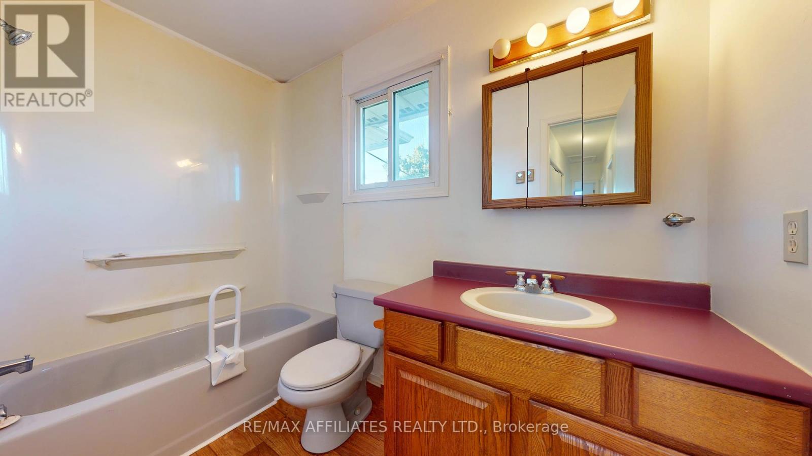 23 Maple Avenue, Brockville, Ontario  K6V 1Y3 - Photo 19 - X12410062
