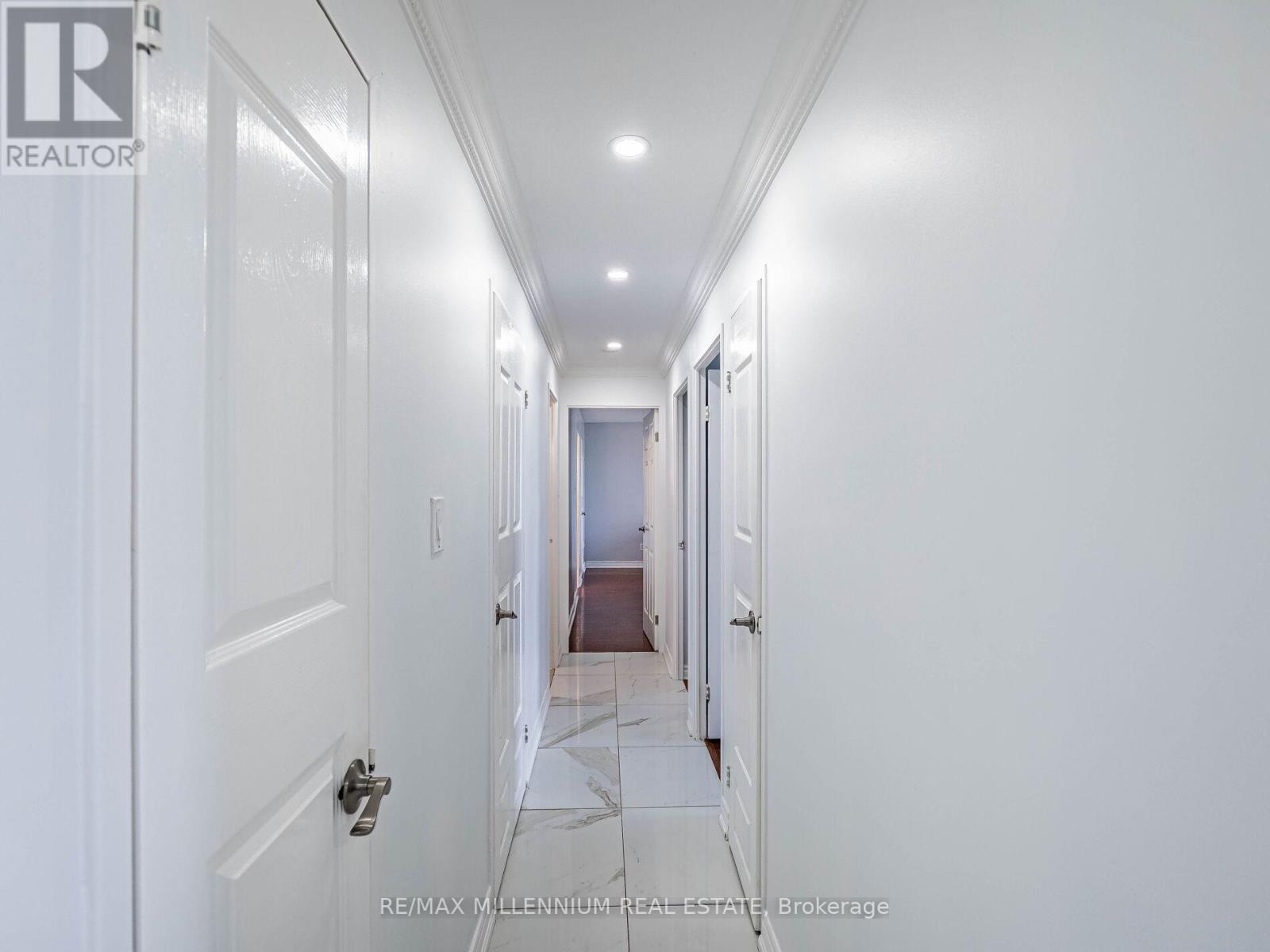 #603 - 2825 Islington Avenue, Toronto (Humber Summit), Ontario  M9L 2K1 - Photo 29 - W12409817