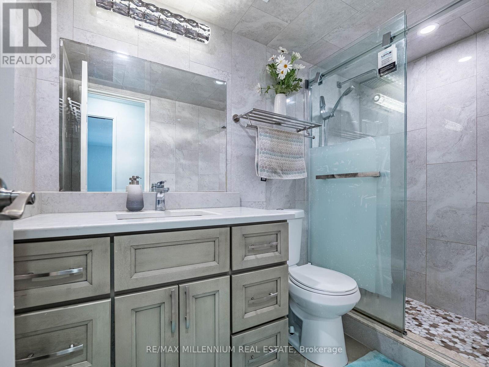 #603 - 2825 Islington Avenue, Toronto (Humber Summit), Ontario  M9L 2K1 - Photo 41 - W12409817