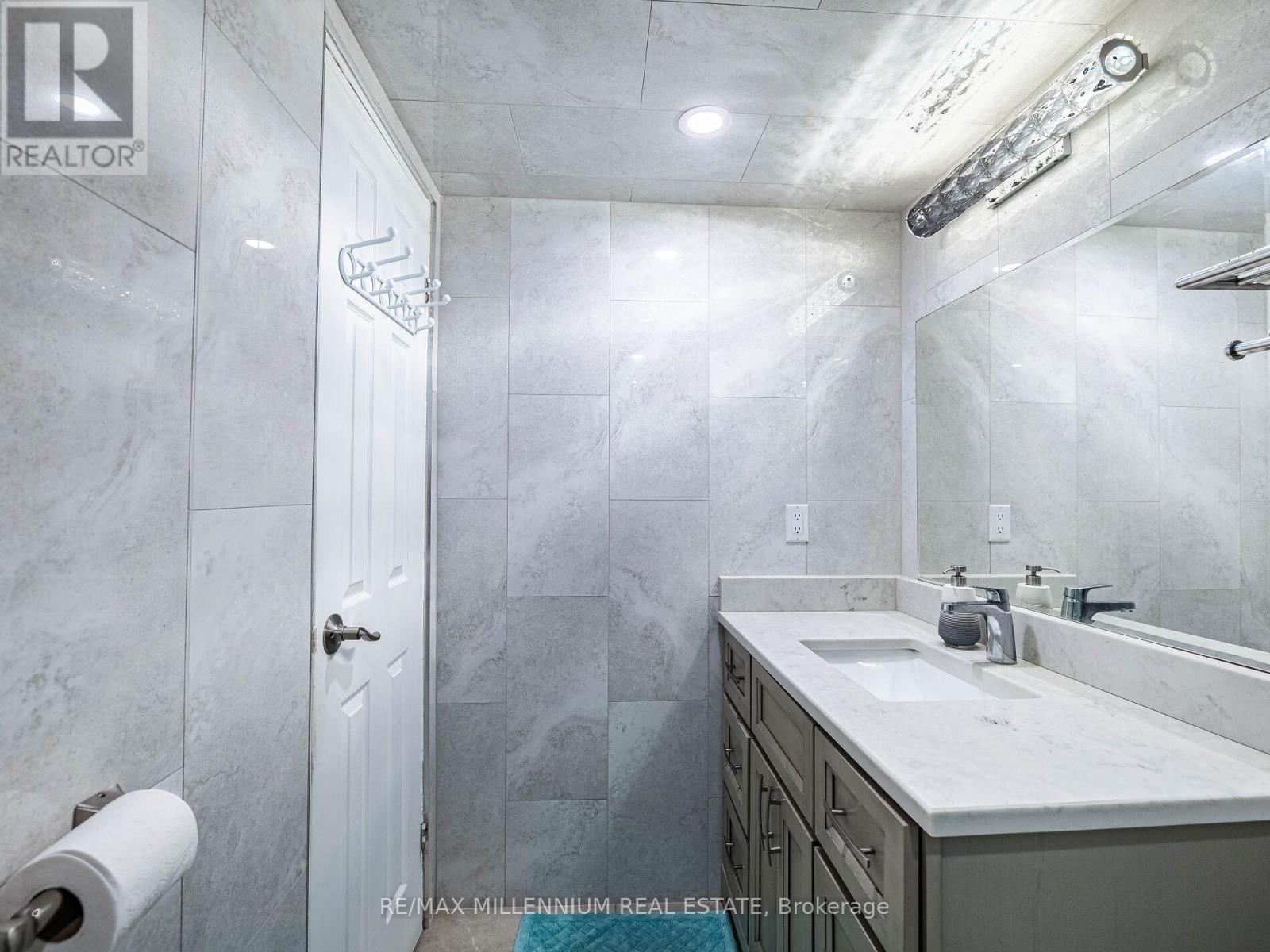 #603 - 2825 Islington Avenue, Toronto (Humber Summit), Ontario  M9L 2K1 - Photo 43 - W12409817