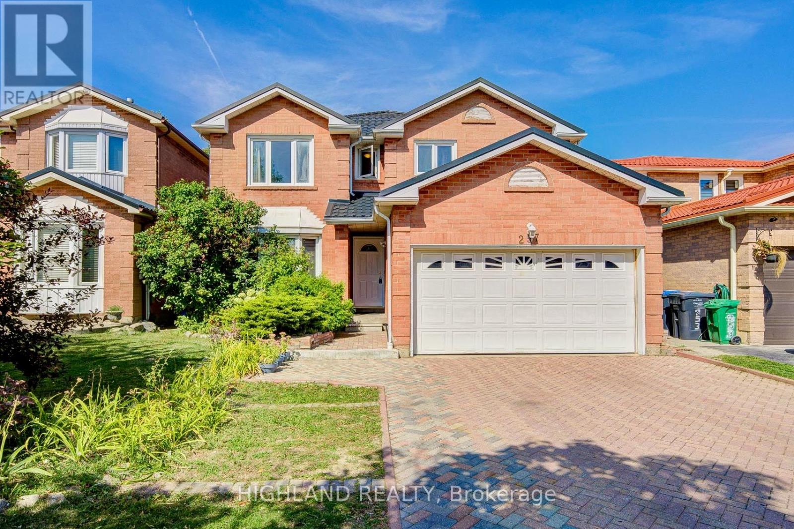257 HUNTINGTON RIDGE DRIVE, Mississauga, Ontario