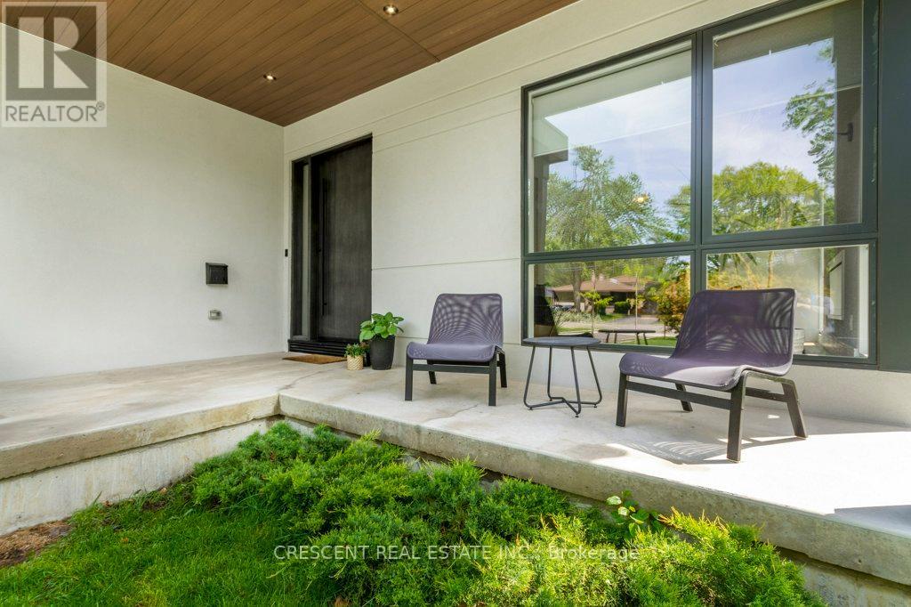 Property at 151 SHAVER AVENUE N image 2