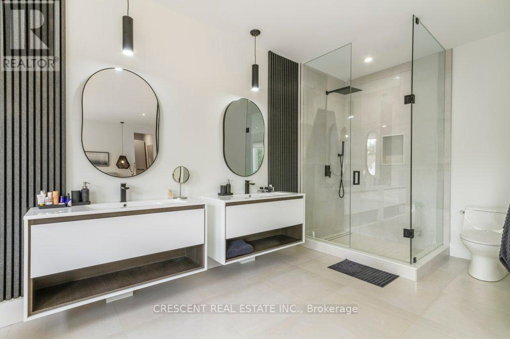 151 Shaver Avenue N, Toronto (Islington-City Centre West), Ontario  M9B 4N9 - Photo 28 - W12409848