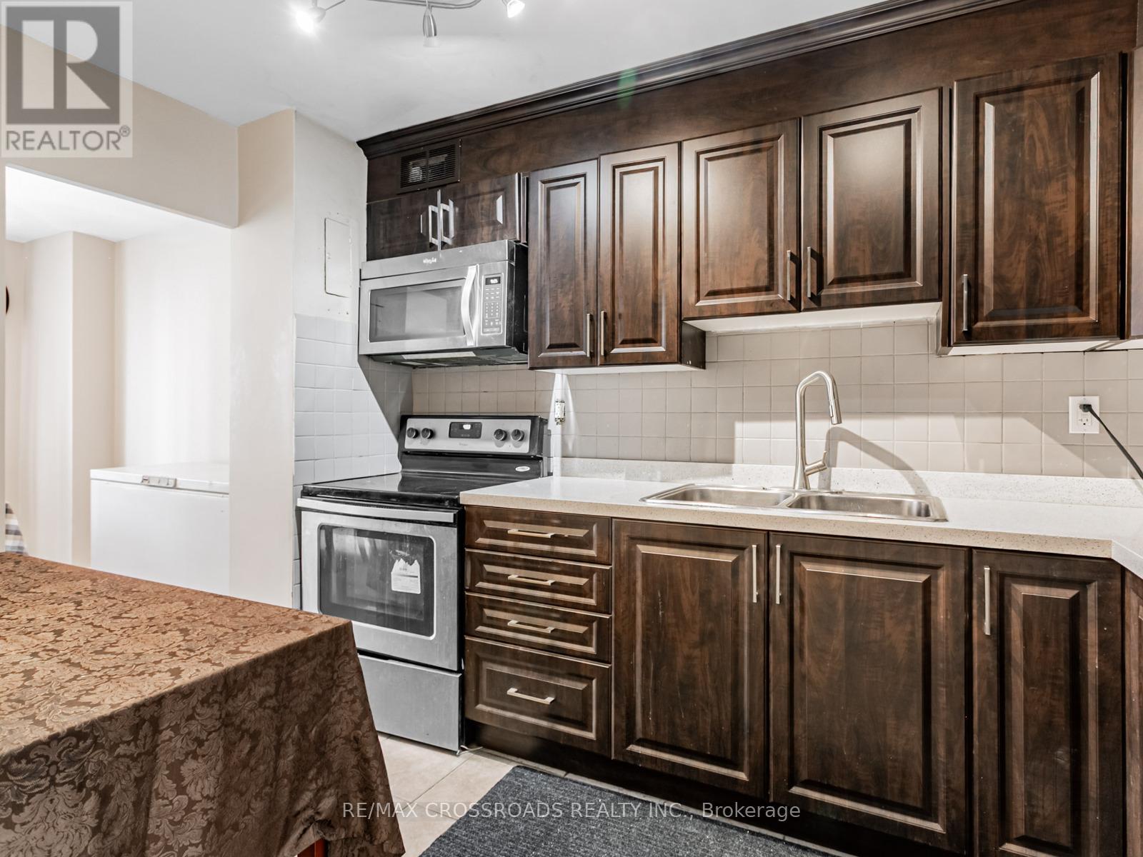 206 - 60 Stevenson Road, Toronto, Ontario  M9V 2B4 - Photo 21 - W12409882