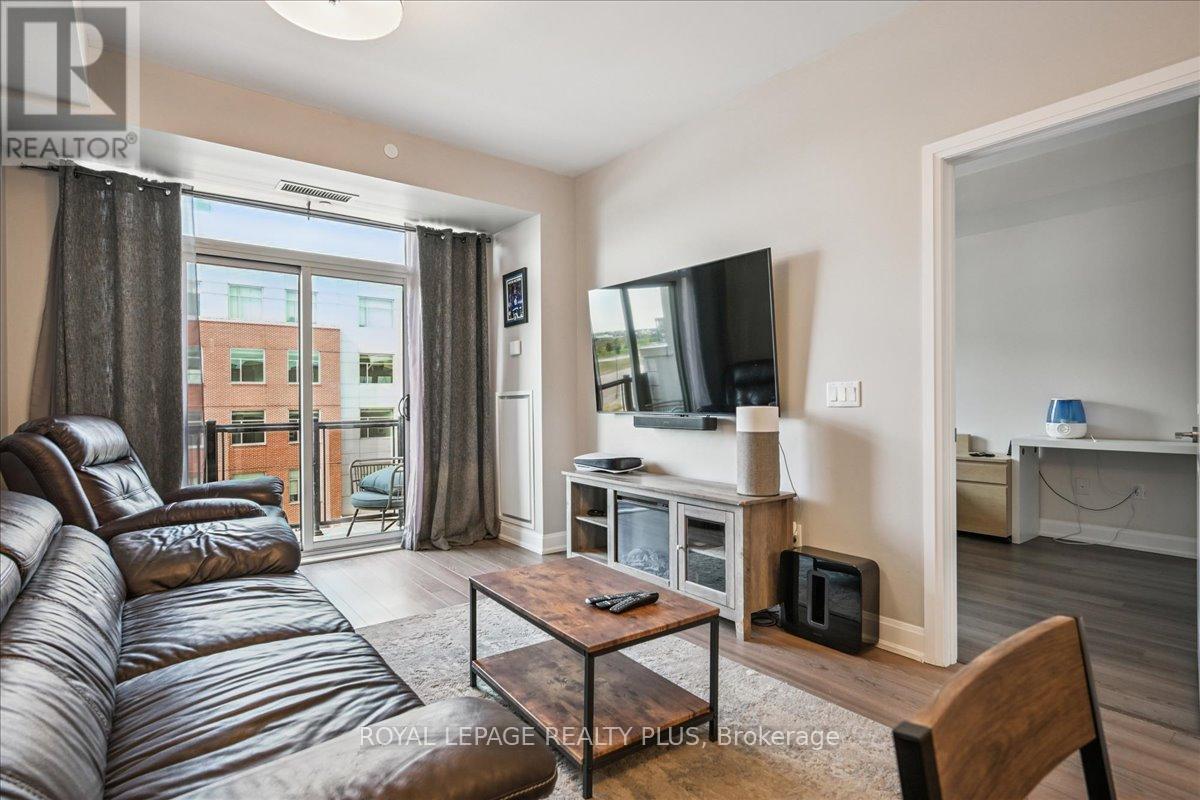 414 - 216 Oak Park Boulevard, Oakville (Ro River Oaks), Ontario  L6H 7S8 - Photo 22 - W12409911