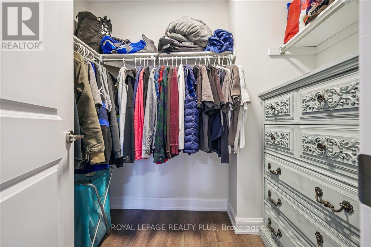 414 - 216 Oak Park Boulevard, Oakville (Ro River Oaks), Ontario  L6H 7S8 - Photo 33 - W12409911
