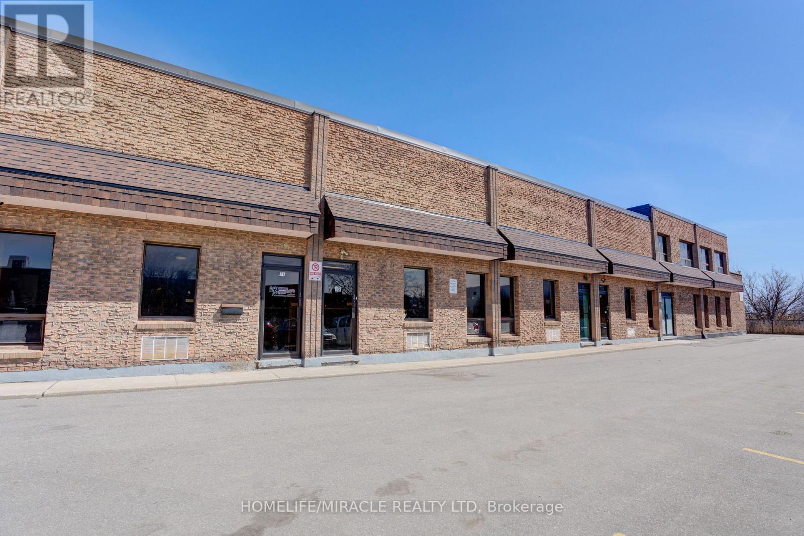 11 - 175 ADVANCE BOULEVARD, Brampton, Ontario