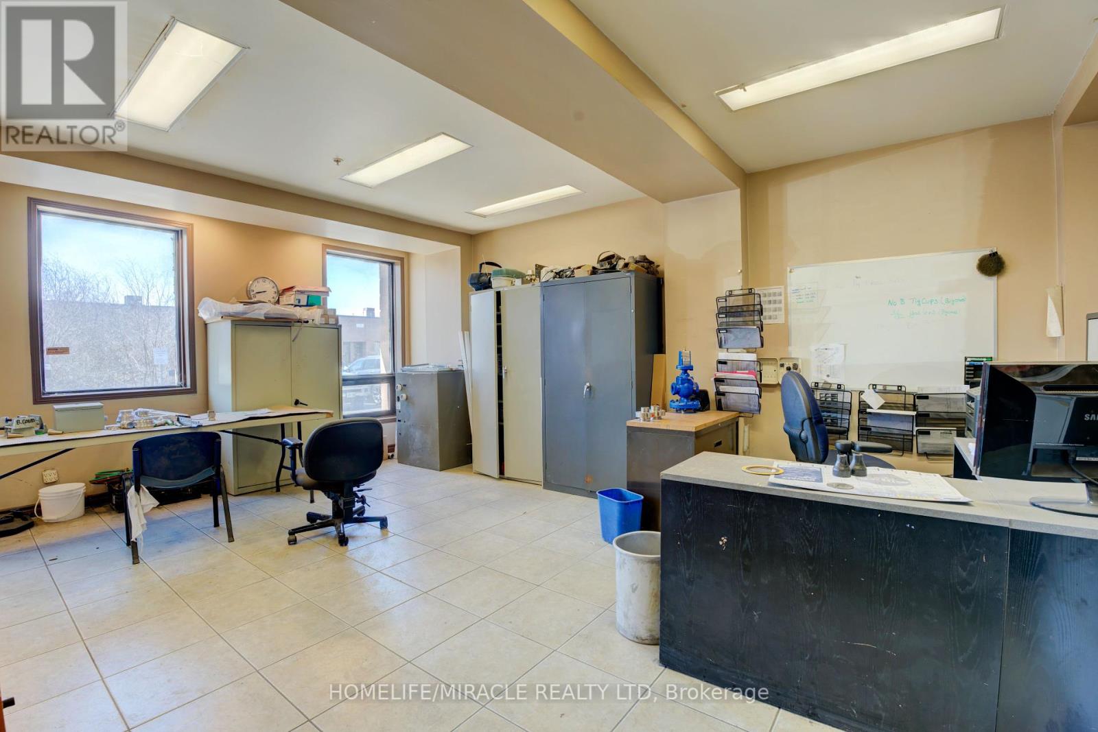 11 - 175 Advance Boulevard, Brampton, Ontario  L6T 4J1 - Photo 7 - W12409951