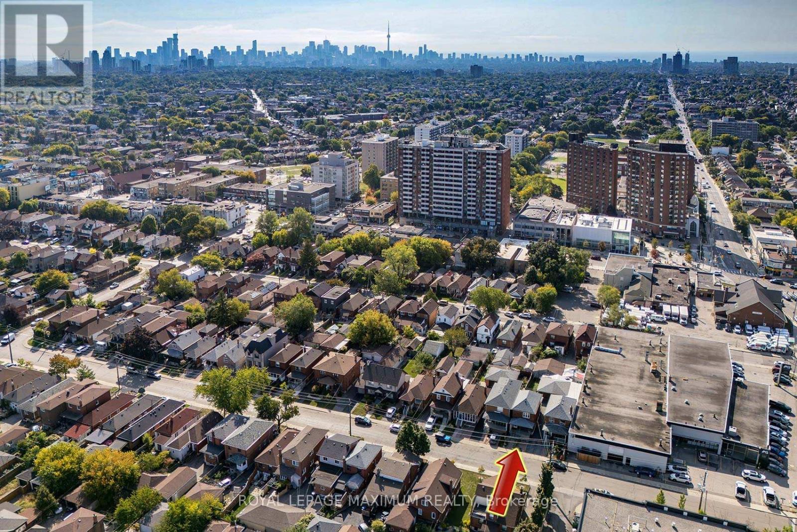 245 Belgravia Avenue, Toronto, Ontario  M6E 2M9 - Photo 2 - W12409974