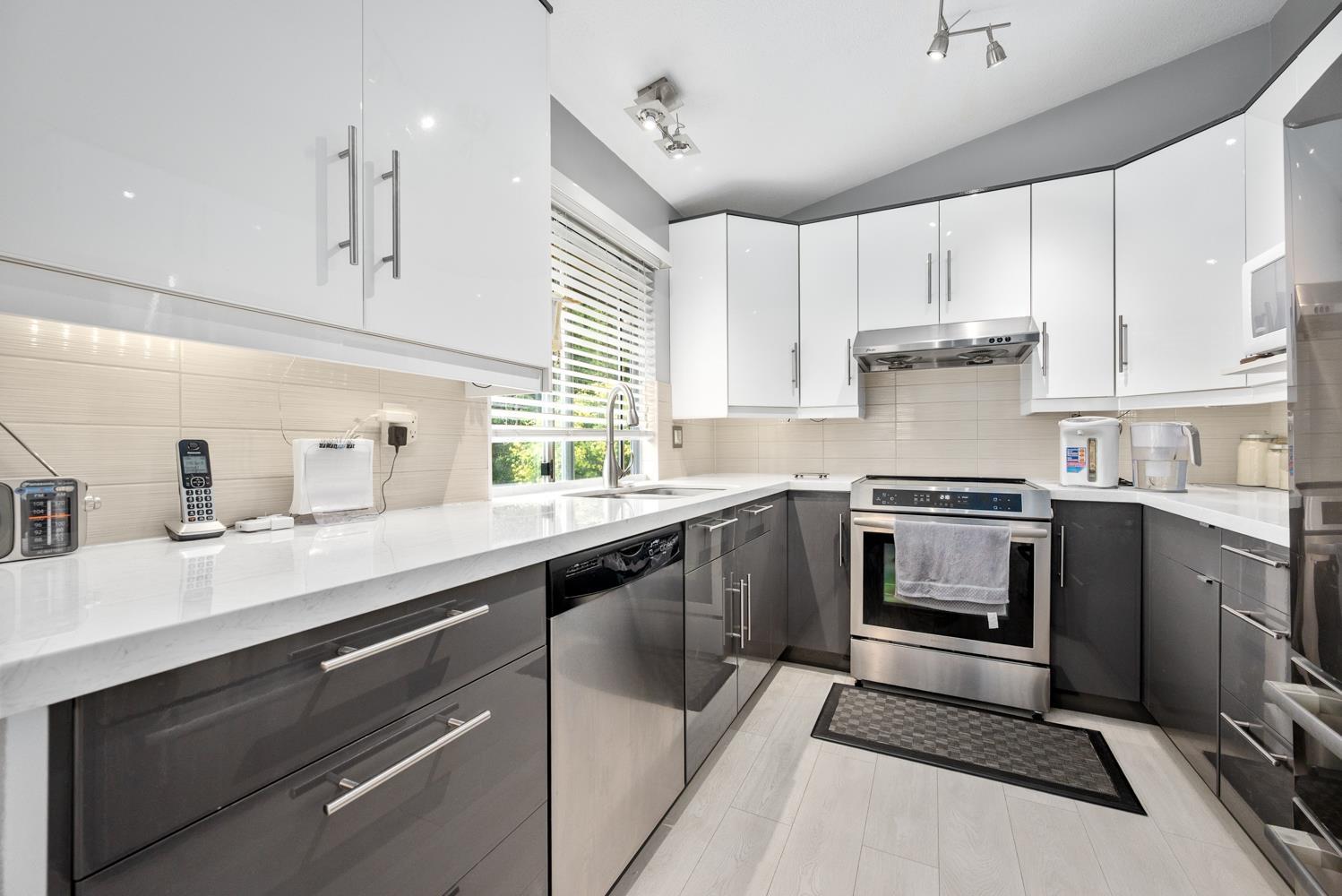 11545 71 Avenue, Delta, British Columbia  V4E 3L3 - Photo 11 - R3049170