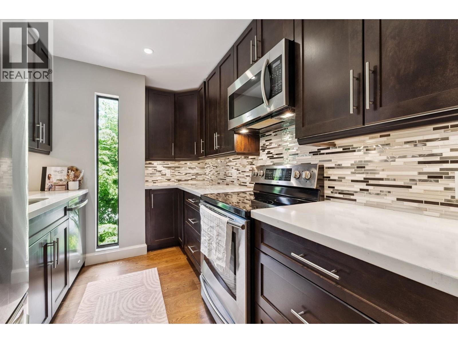 3349 Mountain Highway, North Vancouver, British Columbia  V7K 2H4 - Photo 19 - R3049065