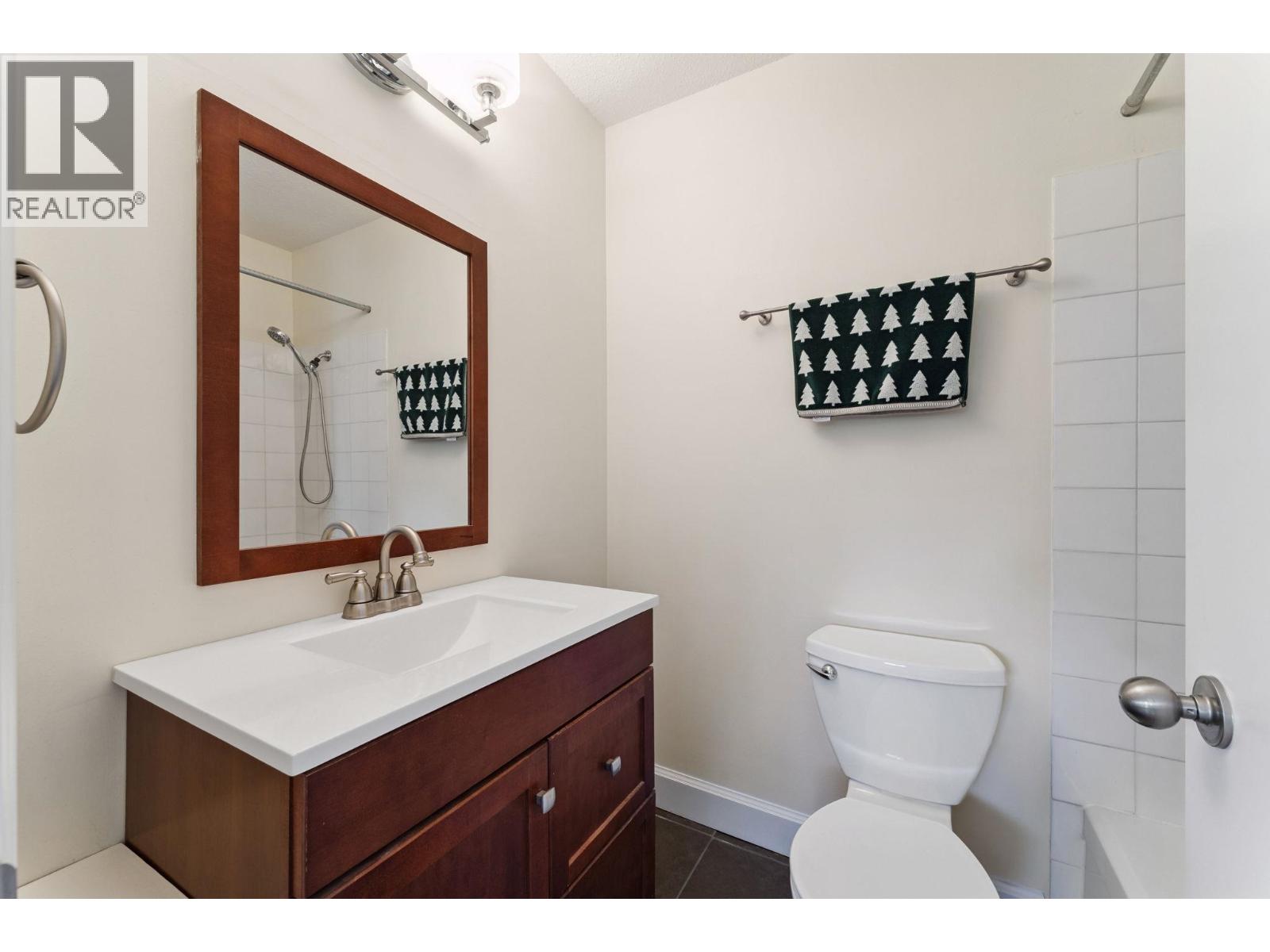 3349 Mountain Highway, North Vancouver, British Columbia  V7K 2H4 - Photo 31 - R3049065