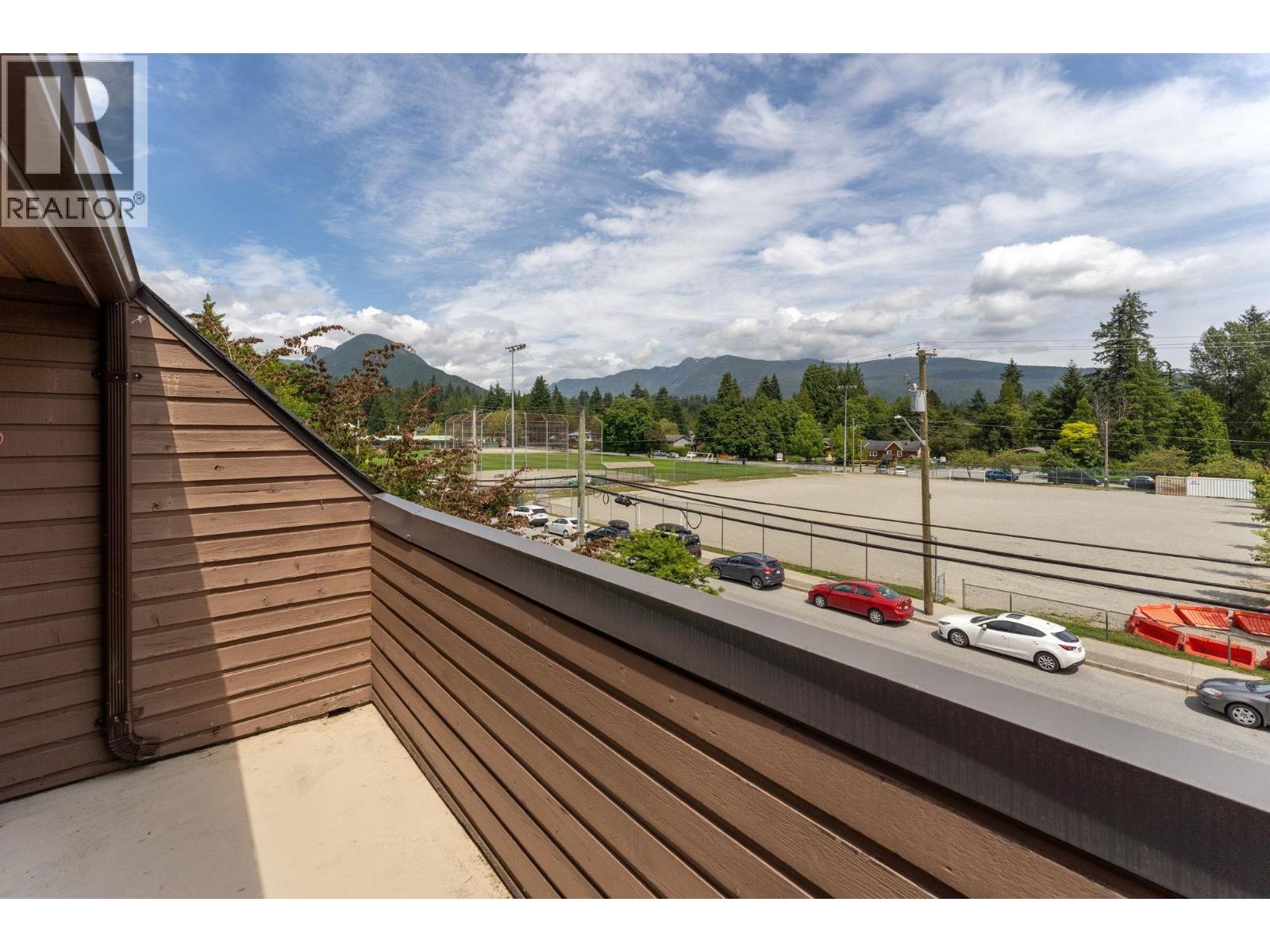 3349 Mountain Highway, North Vancouver, British Columbia  V7K 2H4 - Photo 37 - R3049065