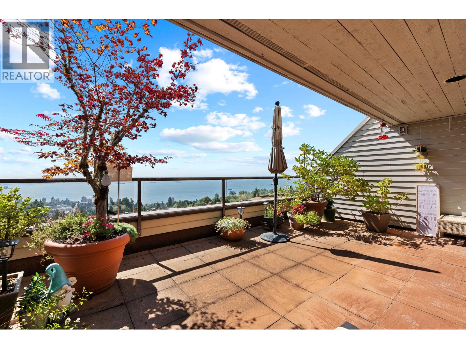 48 2250 FOLKESTONE WAY, West Vancouver, British Columbia