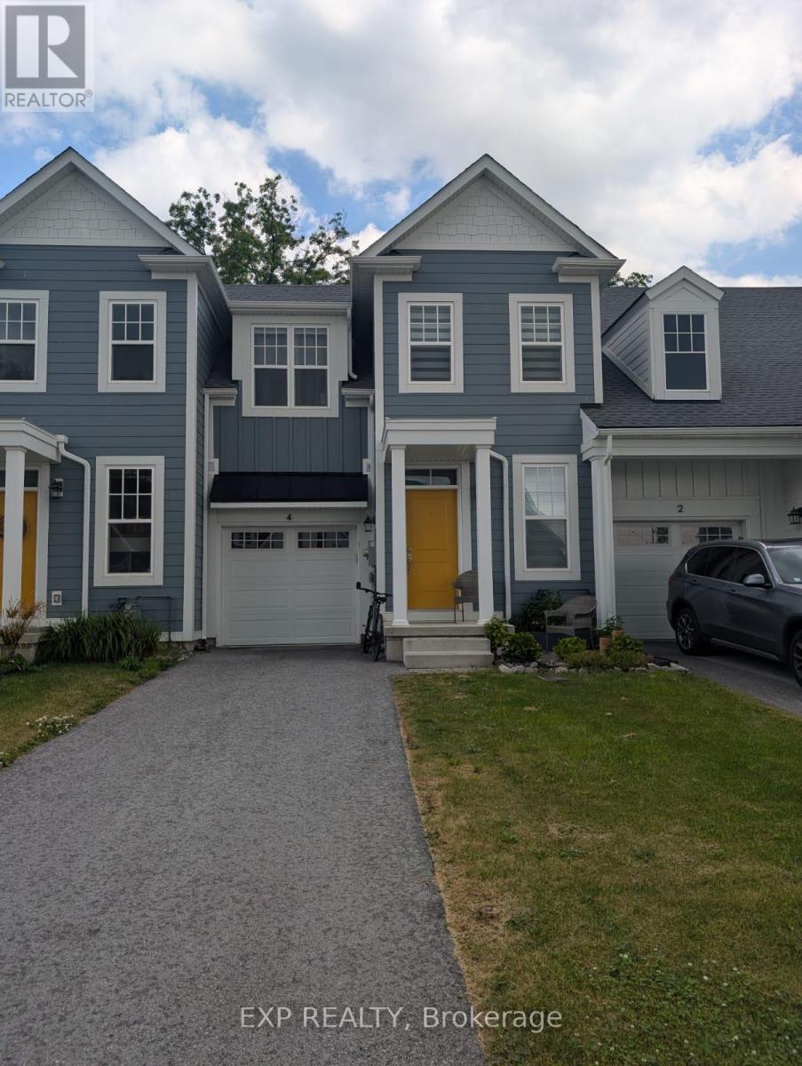 4 Paradise Grove, Niagara-On-The-Lake (Virgil), Ontario  L0S 1J0 - Photo 1 - X12409828