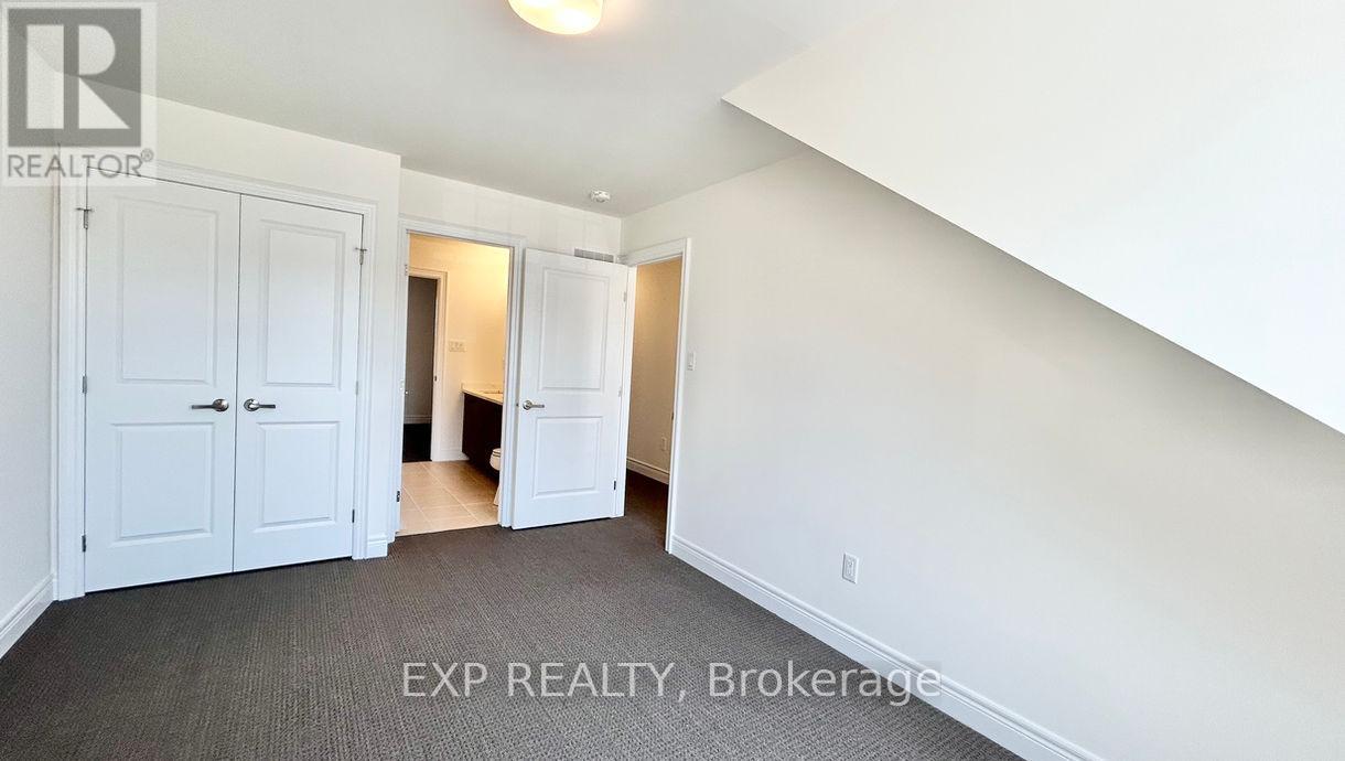 4 Paradise Grove, Niagara-On-The-Lake (Virgil), Ontario  L0S 1J0 - Photo 23 - X12409828