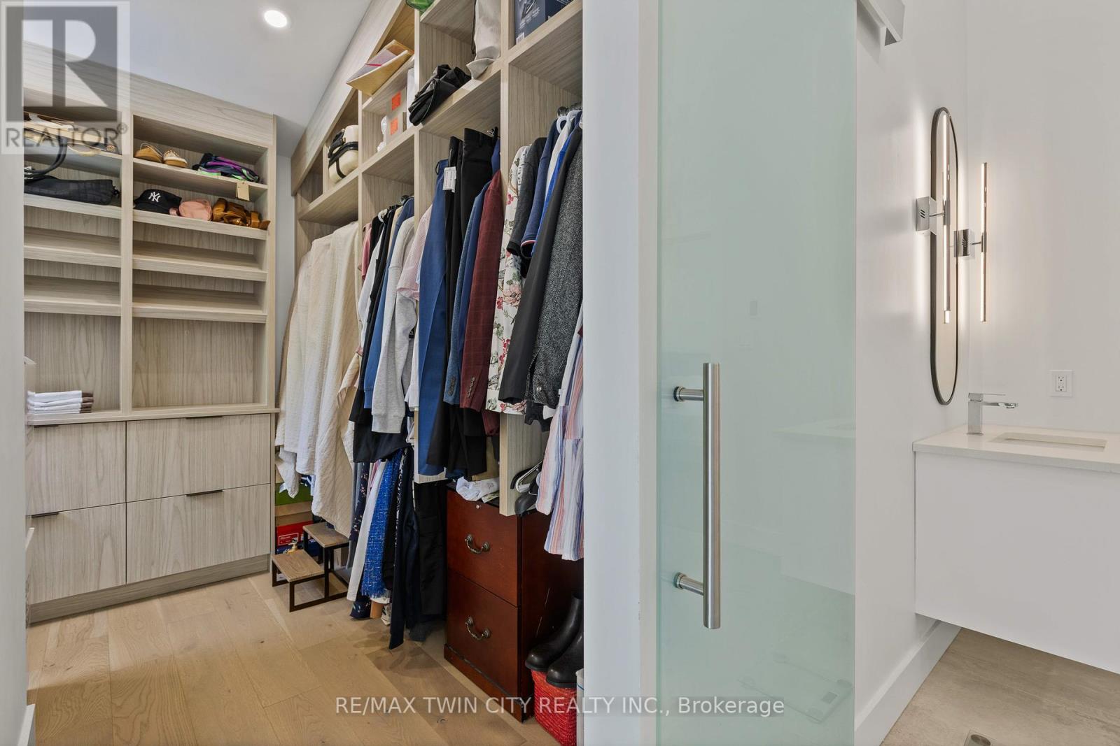 514 Oxbow Road, Waterloo, Ontario  N2K 1Y6 - Photo 28 - X12409855