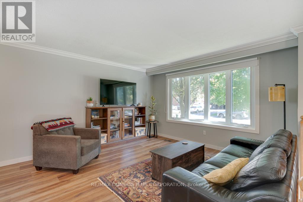 577 Mackechnie Crescent, Cobourg, Ontario  K9A 4Y1 - Photo 4 - X12409901