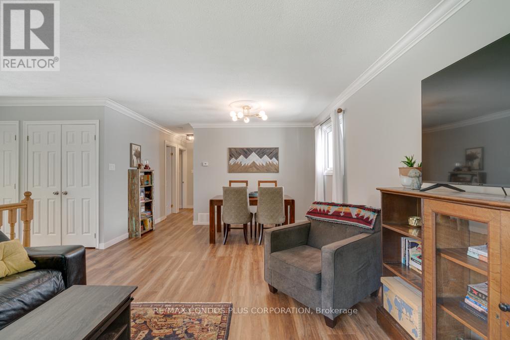 577 Mackechnie Crescent, Cobourg, Ontario  K9A 4Y1 - Photo 5 - X12409901