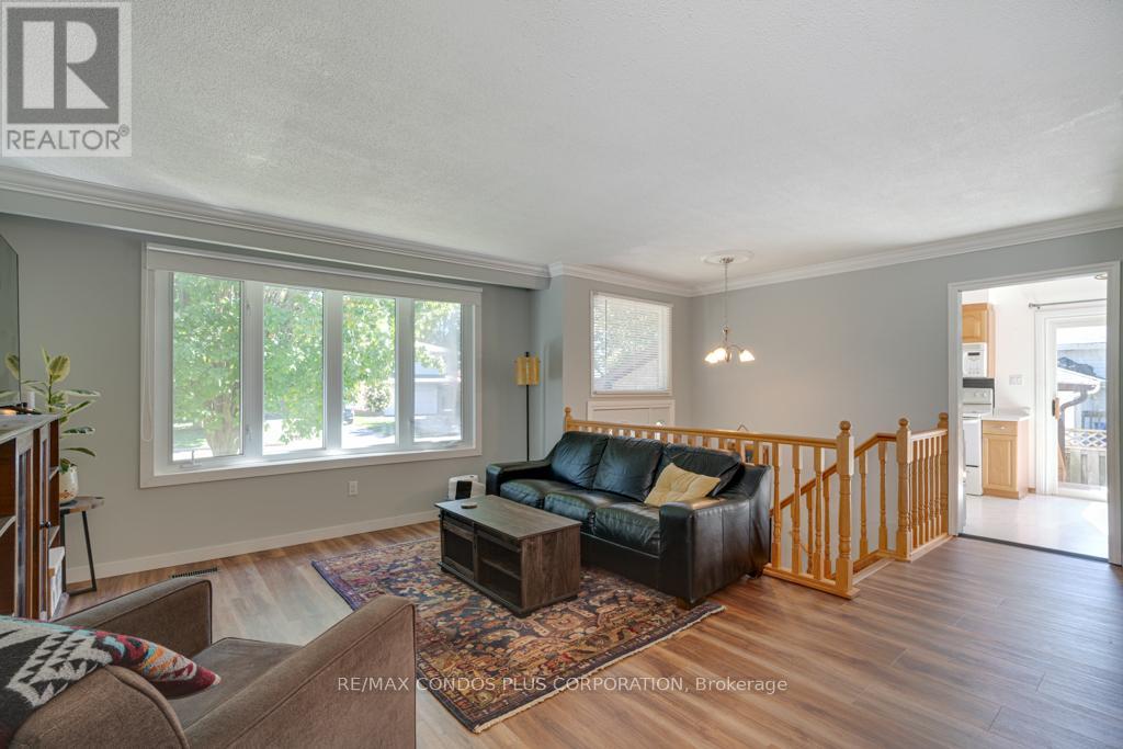 577 Mackechnie Crescent, Cobourg, Ontario  K9A 4Y1 - Photo 8 - X12409901