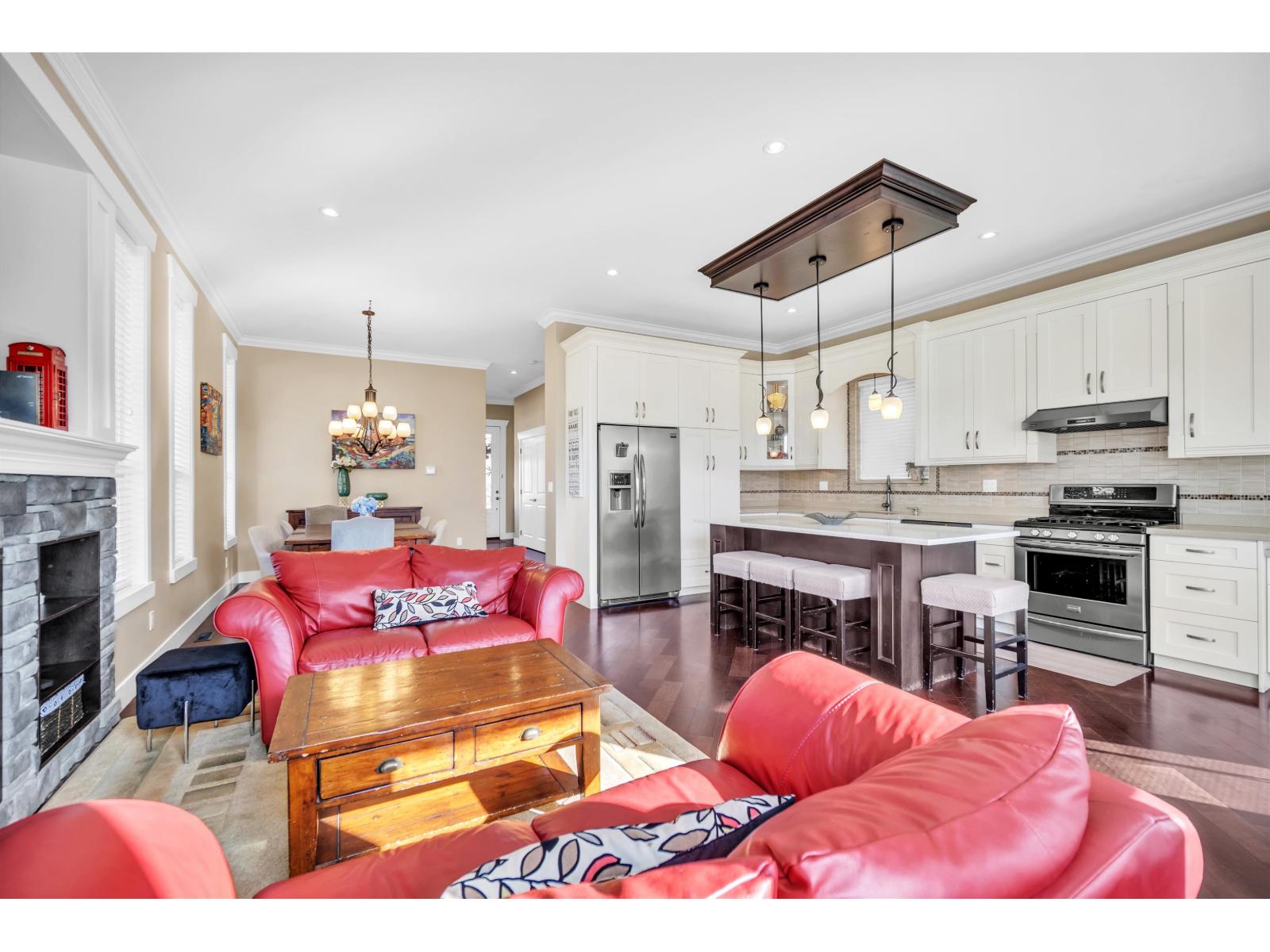 17402 2b Avenue, Surrey, British Columbia  V3Z 6R9 - Photo 6 - R3049012