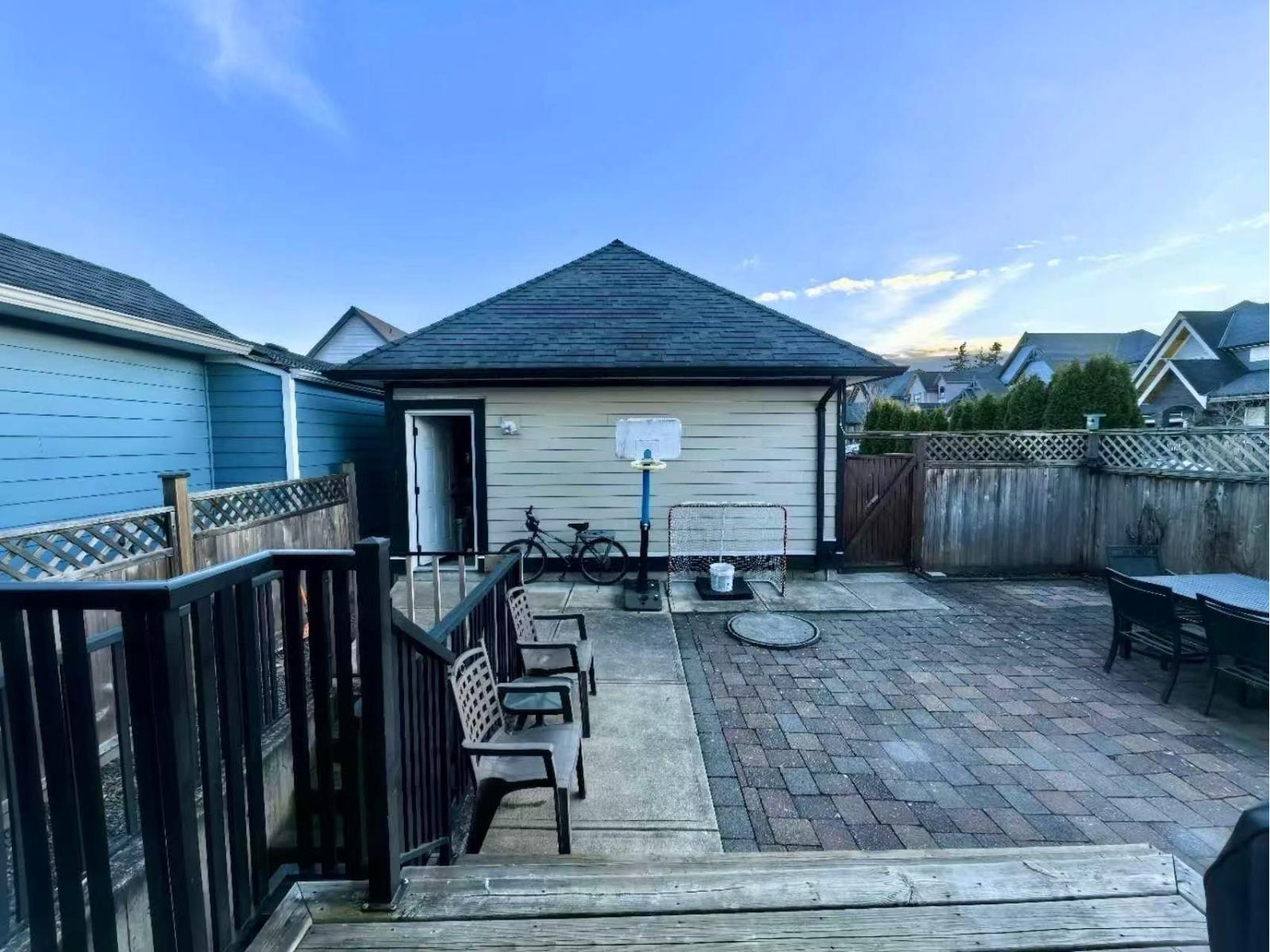 17402 2b Avenue, Surrey, British Columbia  V3Z 6R9 - Photo 20 - R3049012