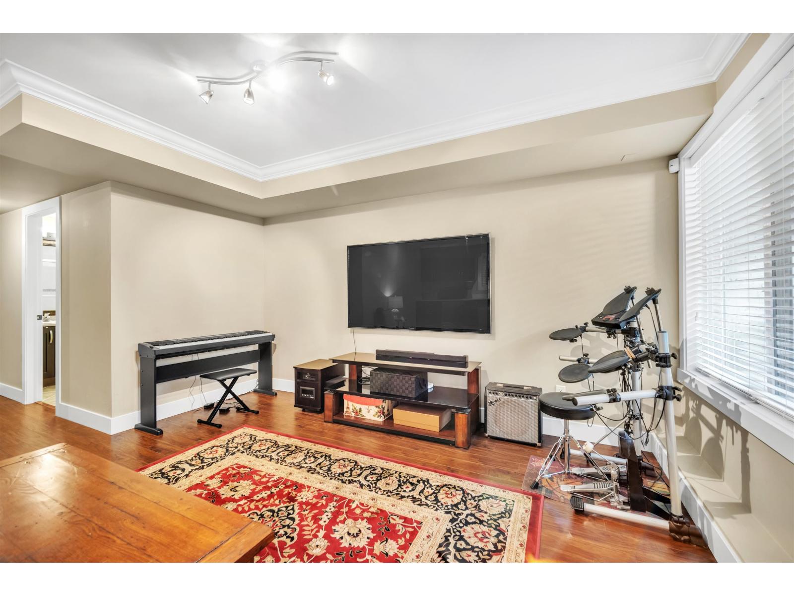 17402 2b Avenue, Surrey, British Columbia  V3Z 6R9 - Photo 14 - R3049012