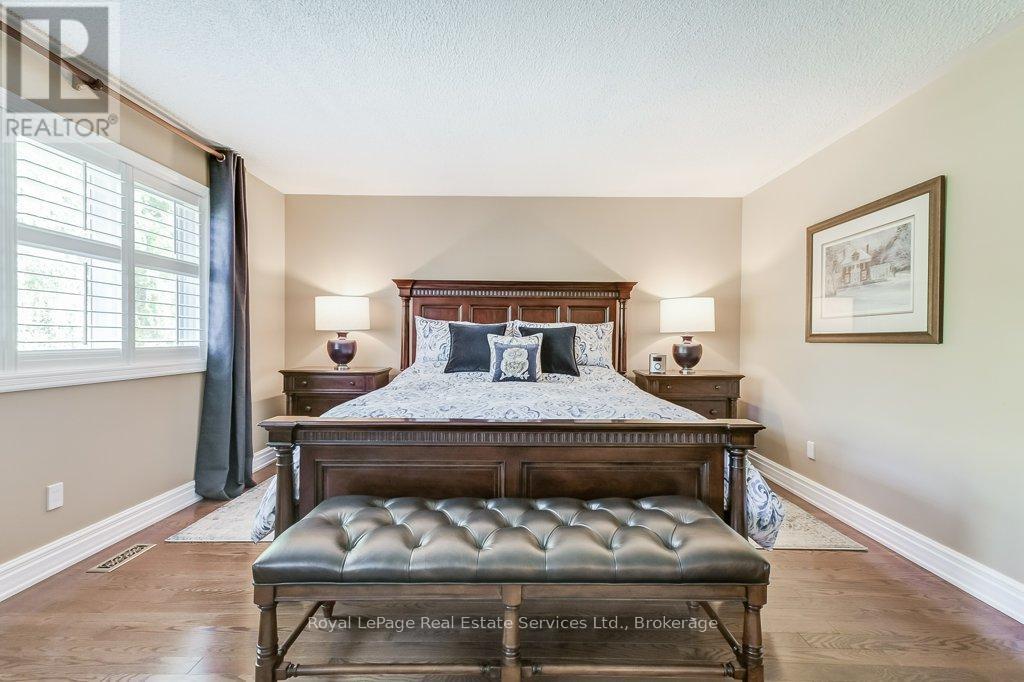 2139 Brays Lane, Oakville, Ontario  L6M 2T2 - Photo 25 - W12405398