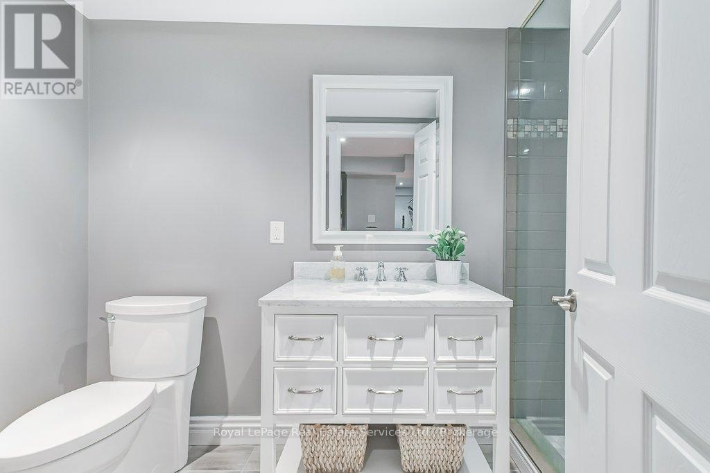 2139 Brays Lane, Oakville, Ontario  L6M 2T2 - Photo 22 - W12405398