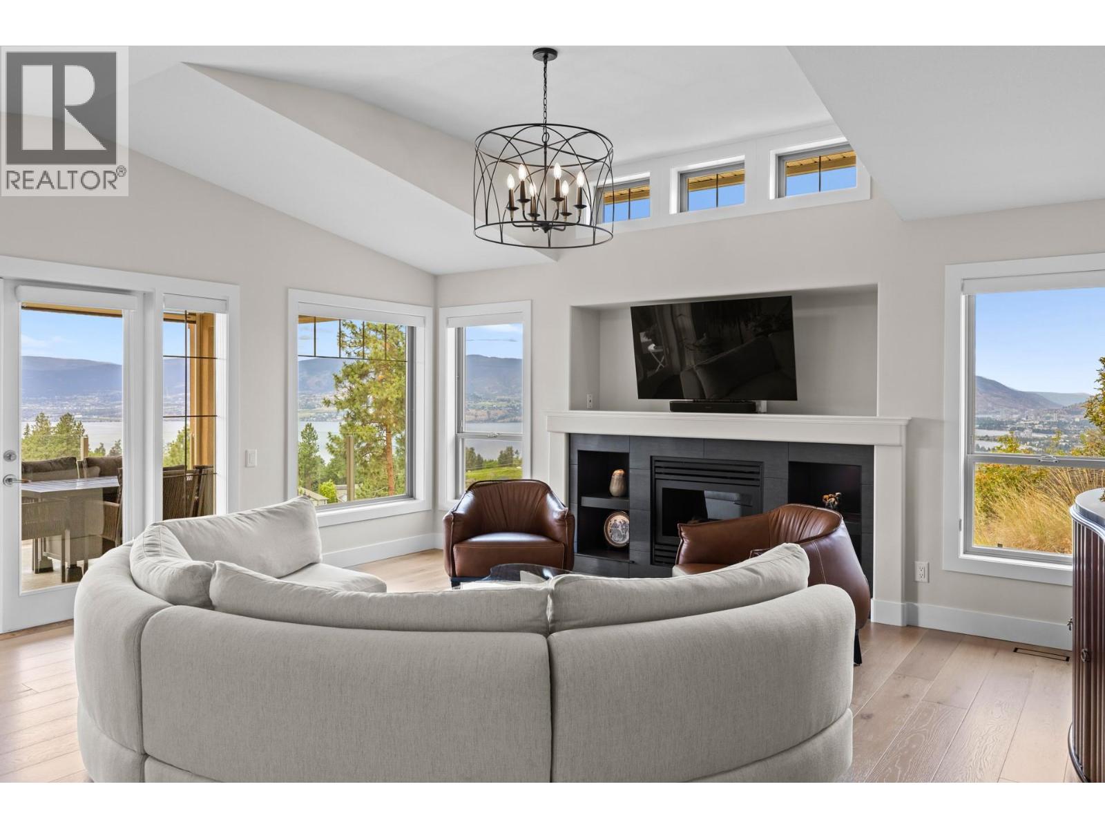 5157 South Ridge Drive, Upper Mission, Kelowna  by McFadden Real Estate 5157 South Ridge Drive, Upper Mission, Kelowna