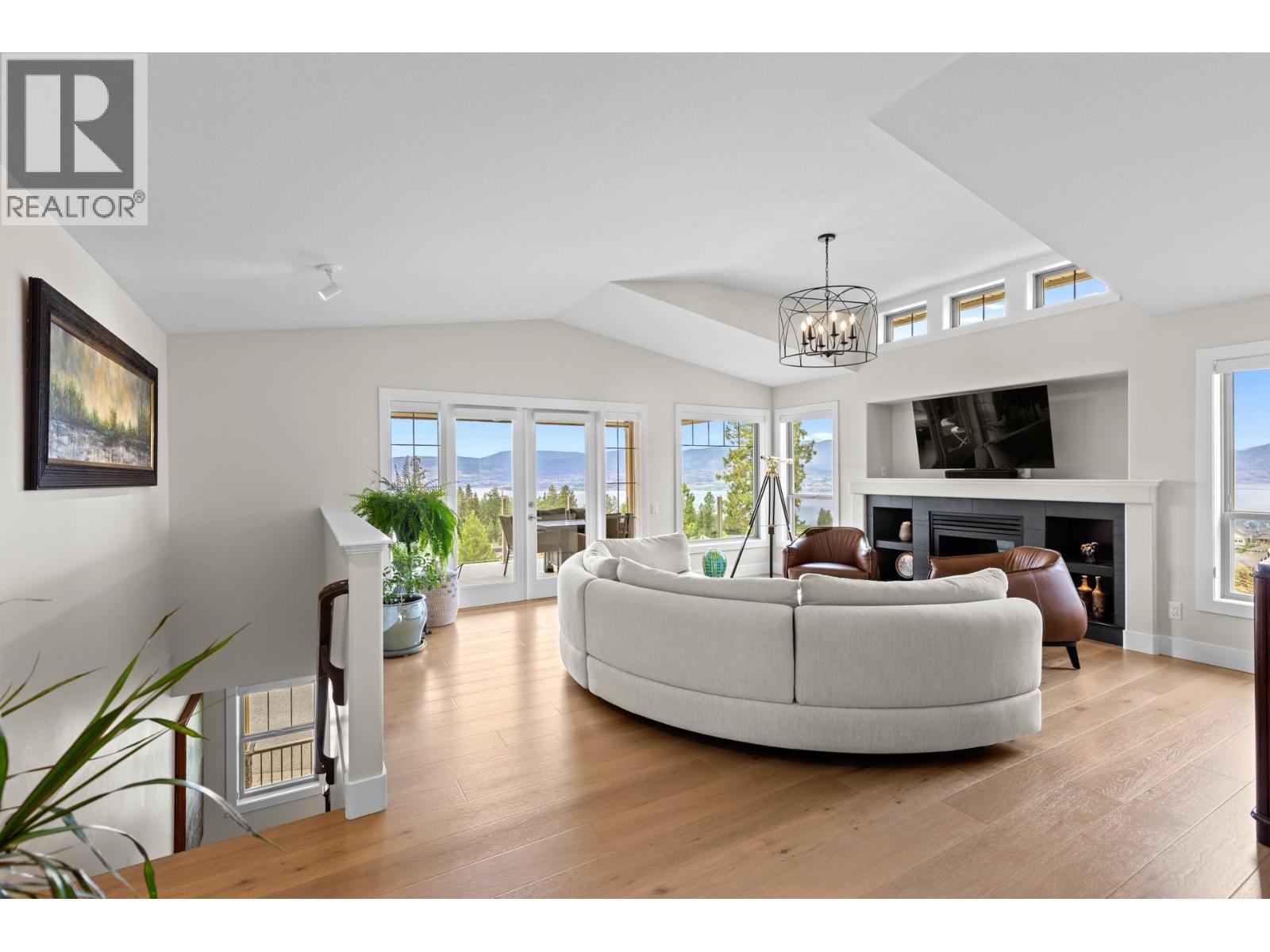 5157 South Ridge Drive Kelowna Photo 6