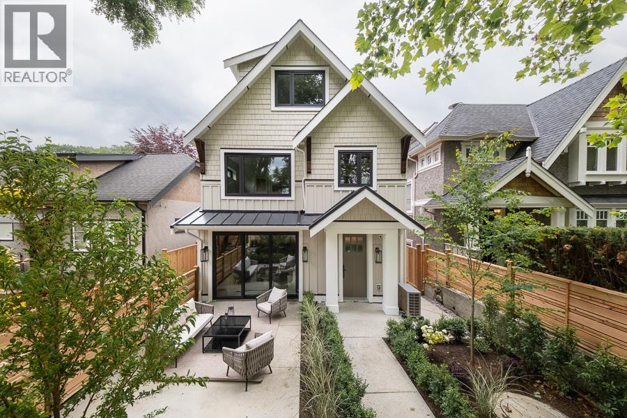 1 2154 E. 6 AVENUE, Vancouver, British Columbia